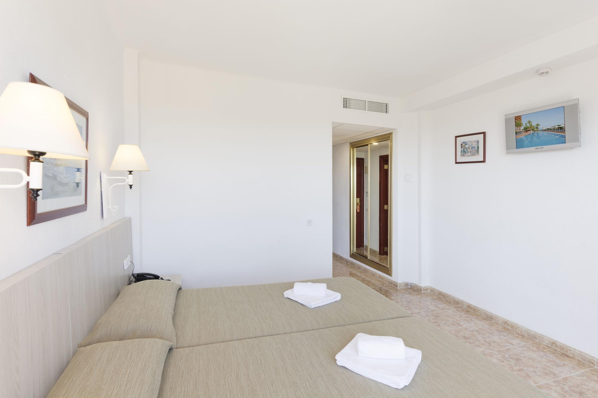 Hsm Canarios Park Calas de Mallorca Ngoại thất bức ảnh