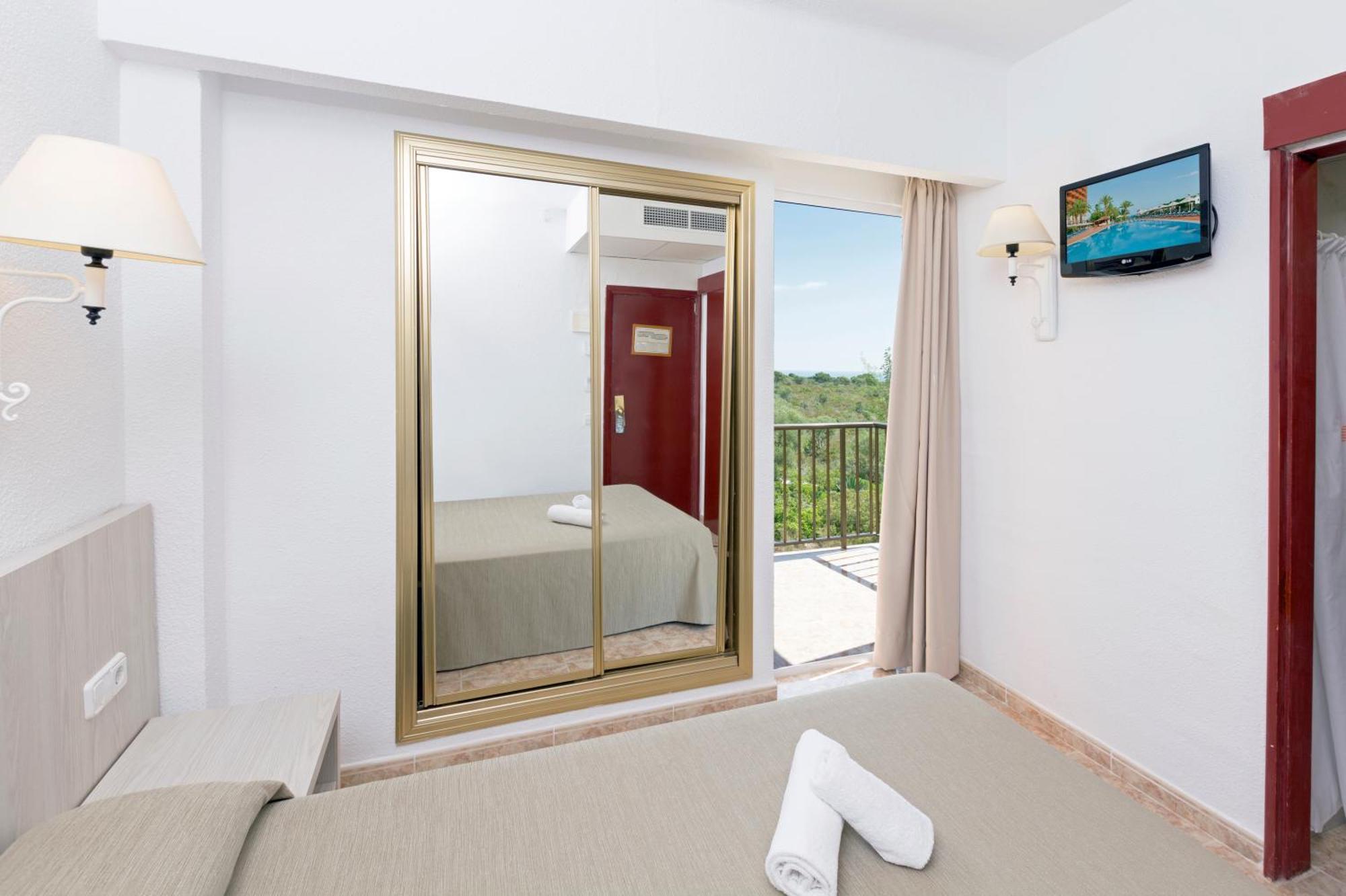 Hsm Canarios Park Calas de Mallorca Ngoại thất bức ảnh